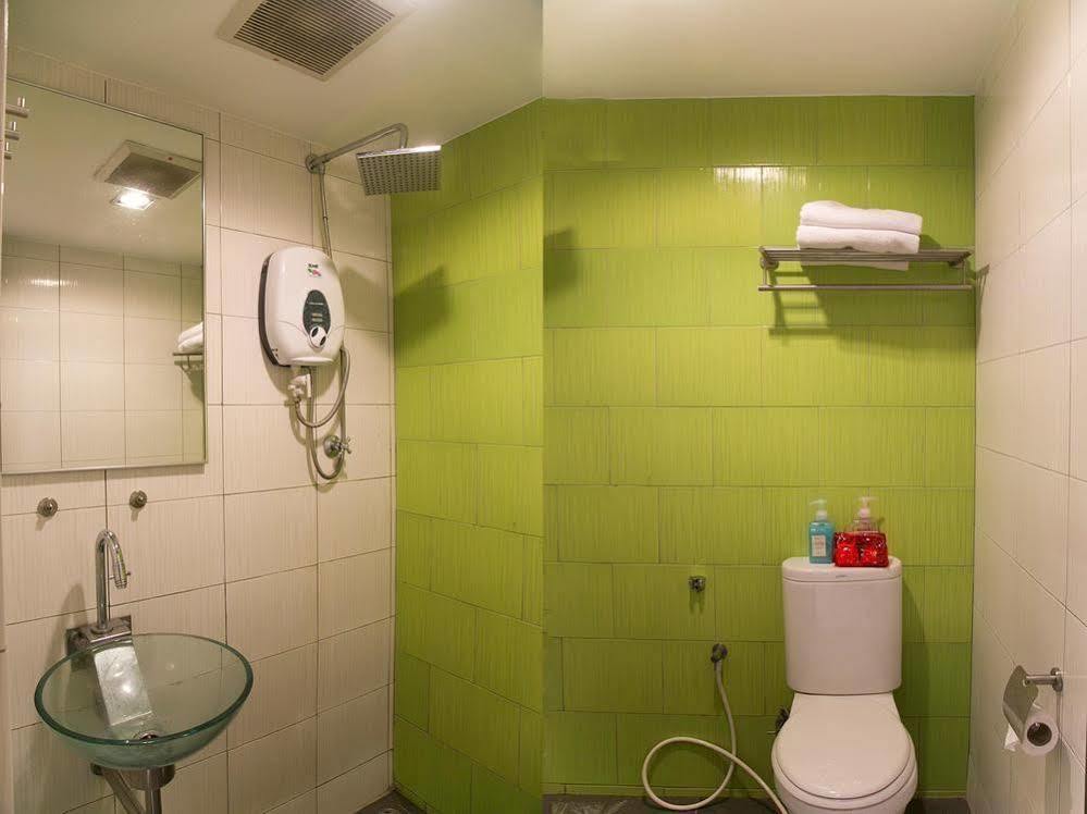 Oyo Rooms Maharajalela Monorail Station Kuala Lumpur Exterior foto